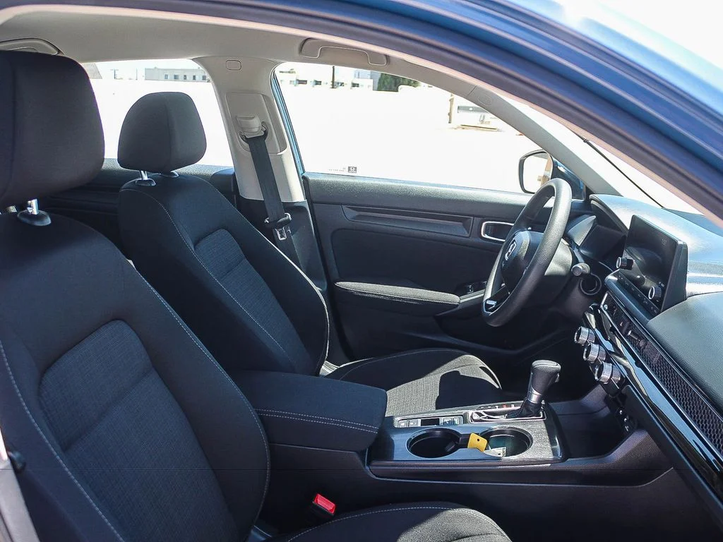 Certified Used 2025 Blue Lagoon Pearl Honda LX image 17