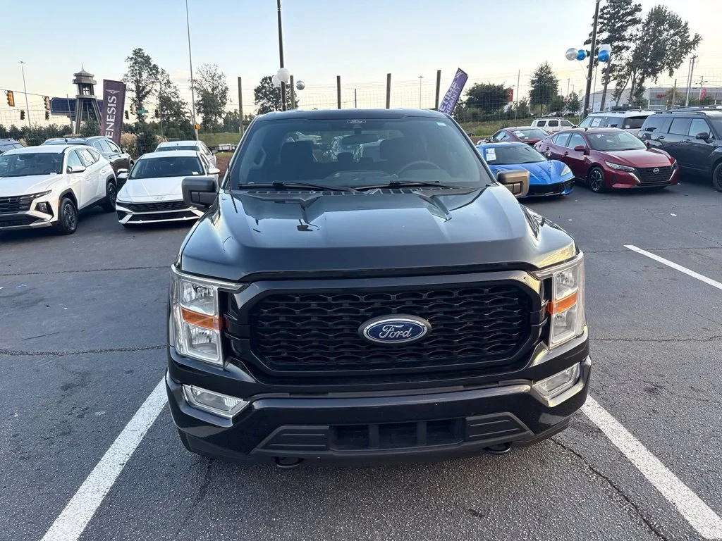 Used 2021 Black Ford XL image 4
