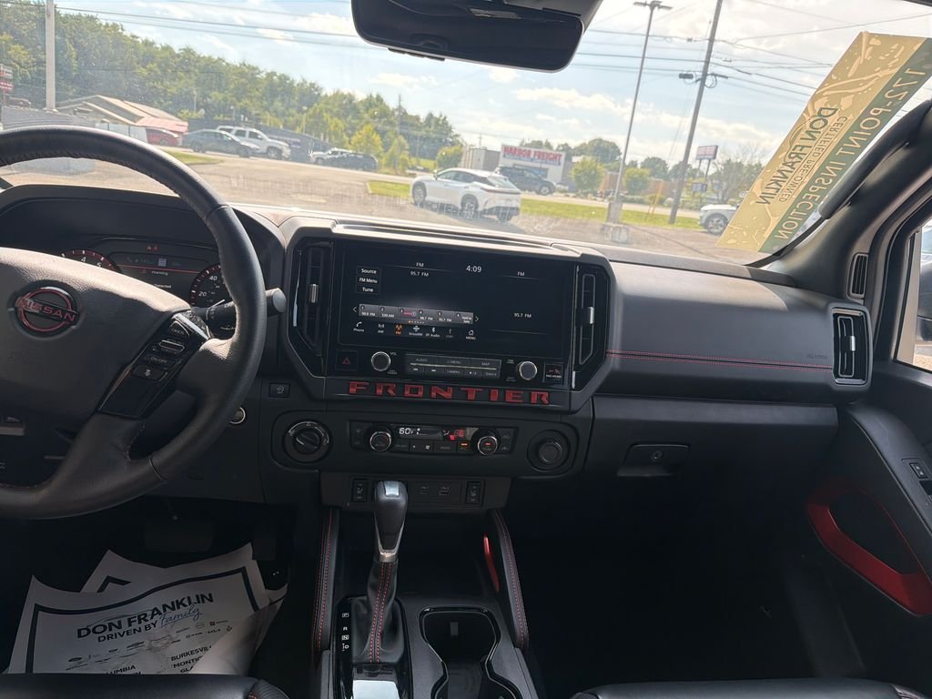 Used 2025 White Nissan PRO-4X image 15