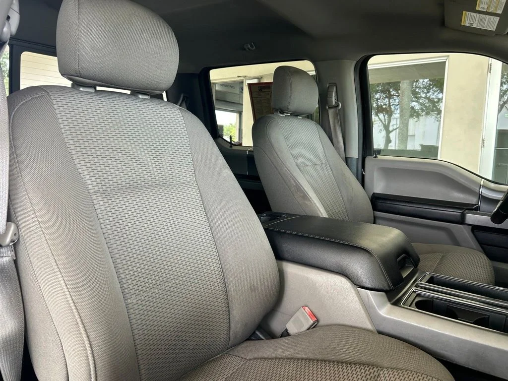 Used 2019 Black Ford XLT image 26