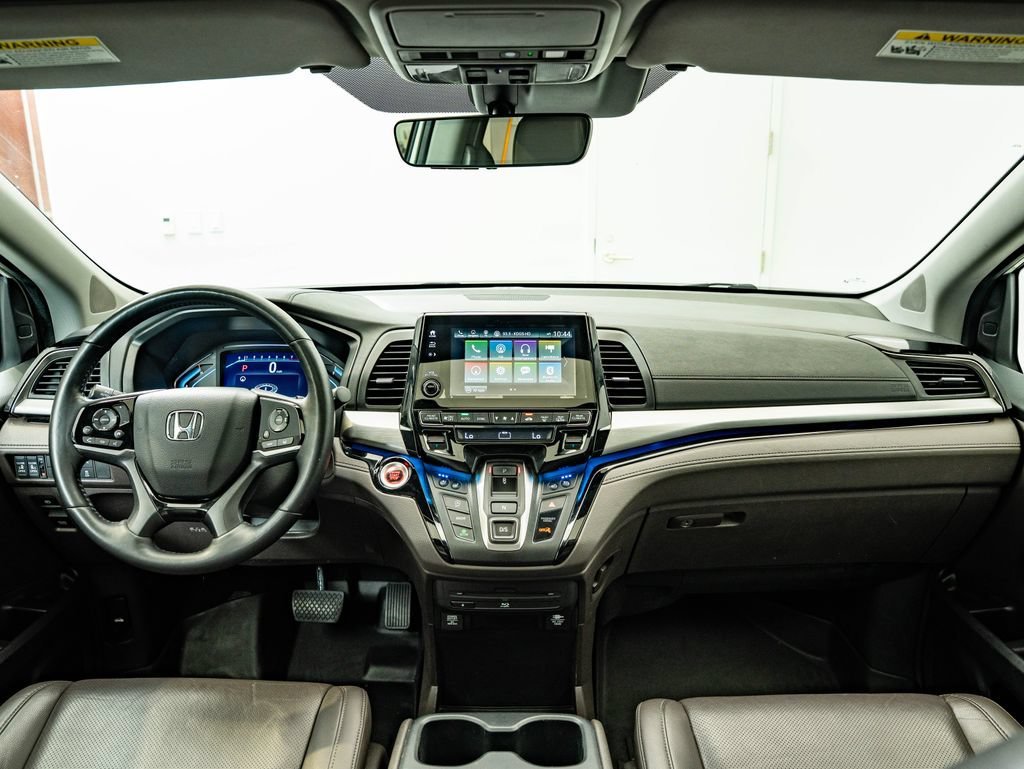 Used 2019 White Diamond Pearl Honda Elite image 4