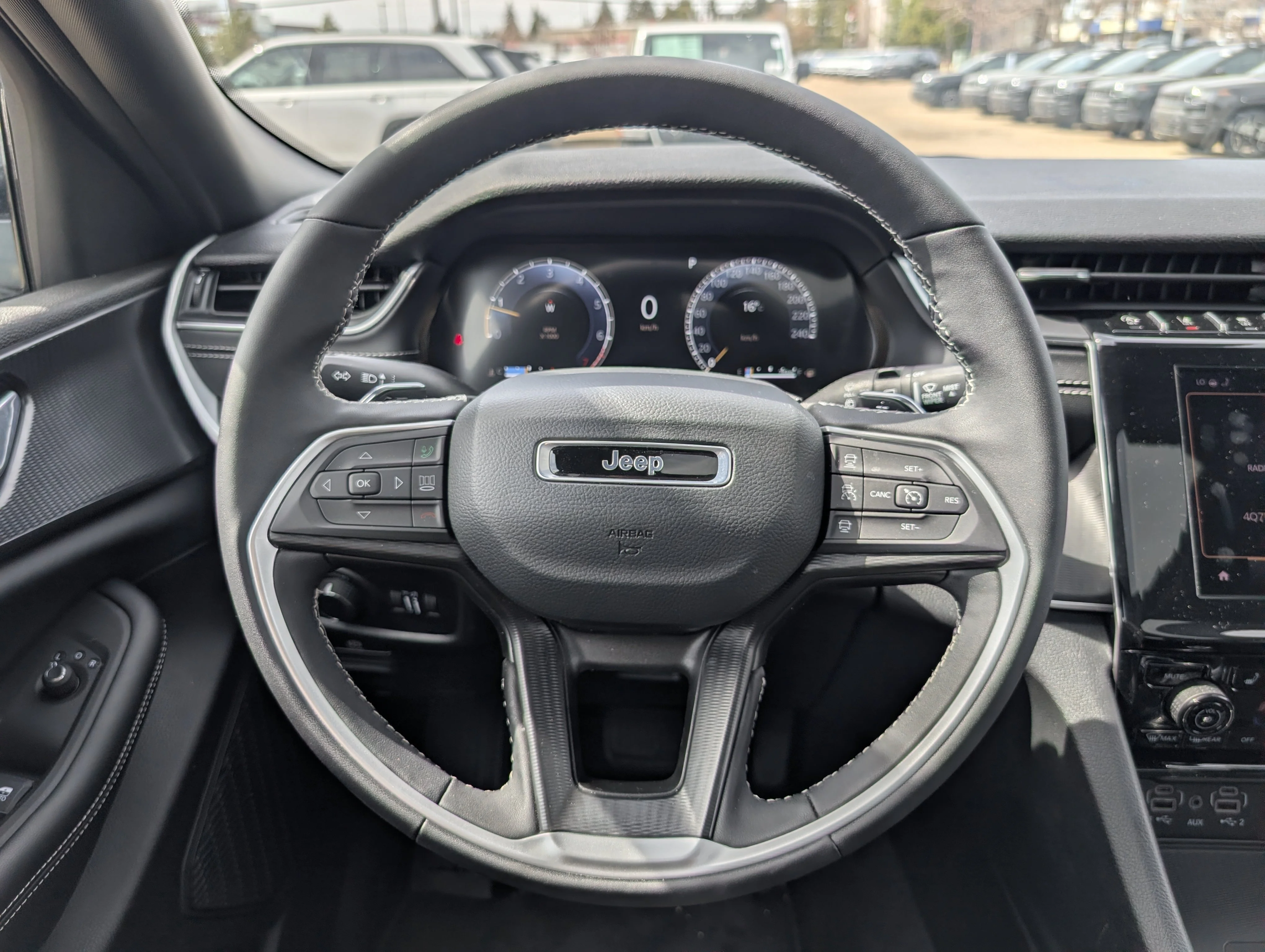 New 2025 Silver Zynith Jeep Altitude image 23