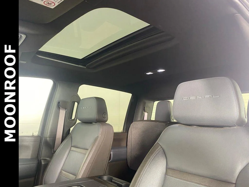 Used 2022 Ebony Twilight Metallic GMC Denali image 2