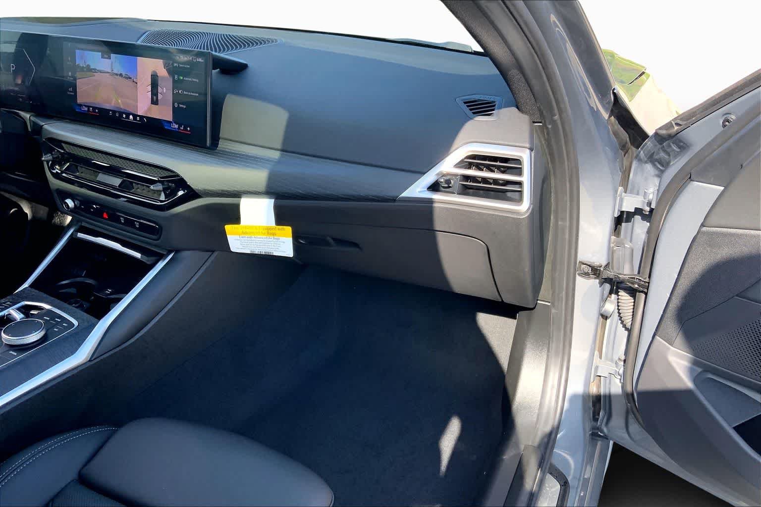 Used 2025 Skyscraper Grey Metallic BMW 330i image 18