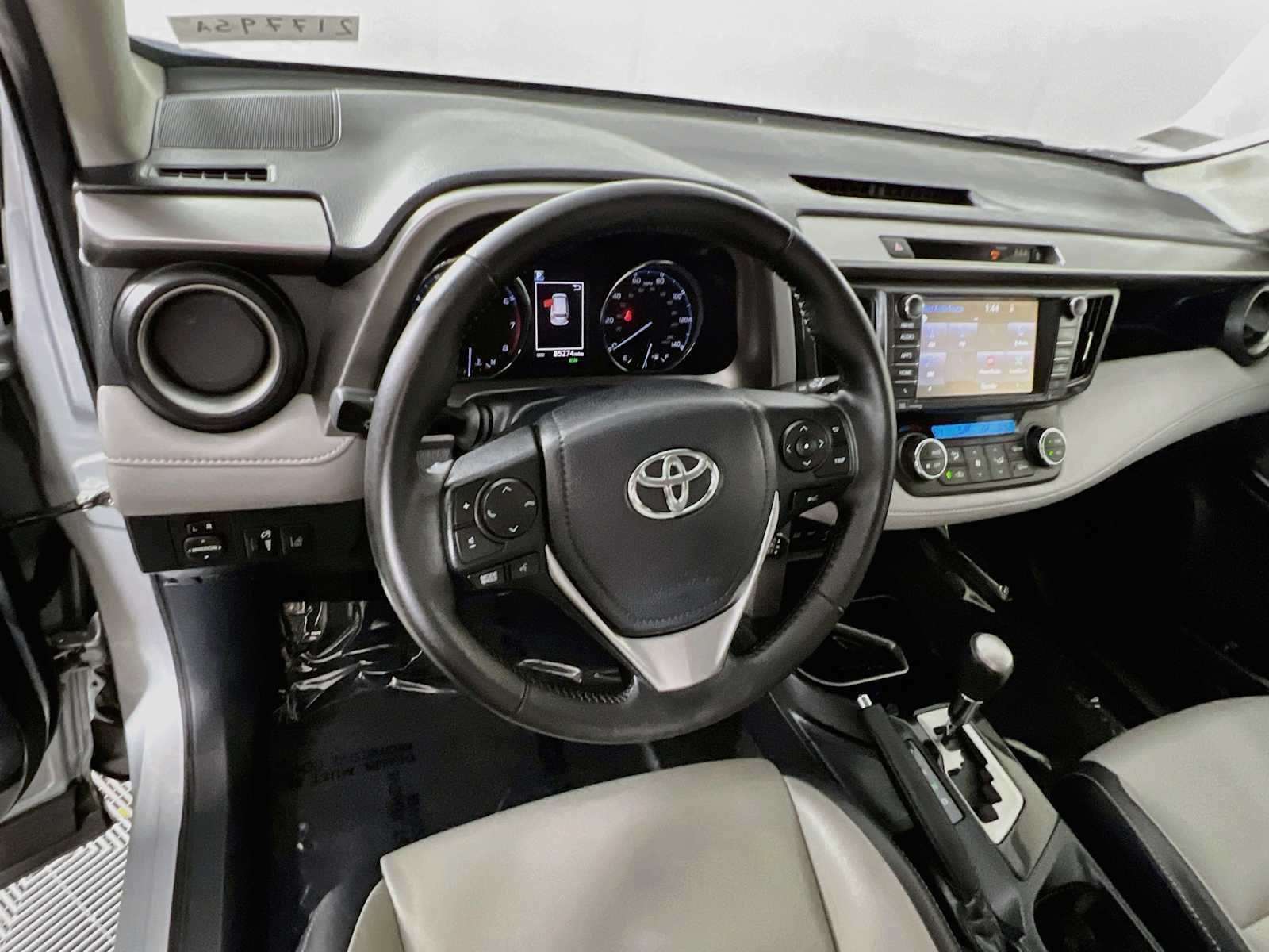 Used 2018 Silver Sky Metallic Toyota Limited image 11