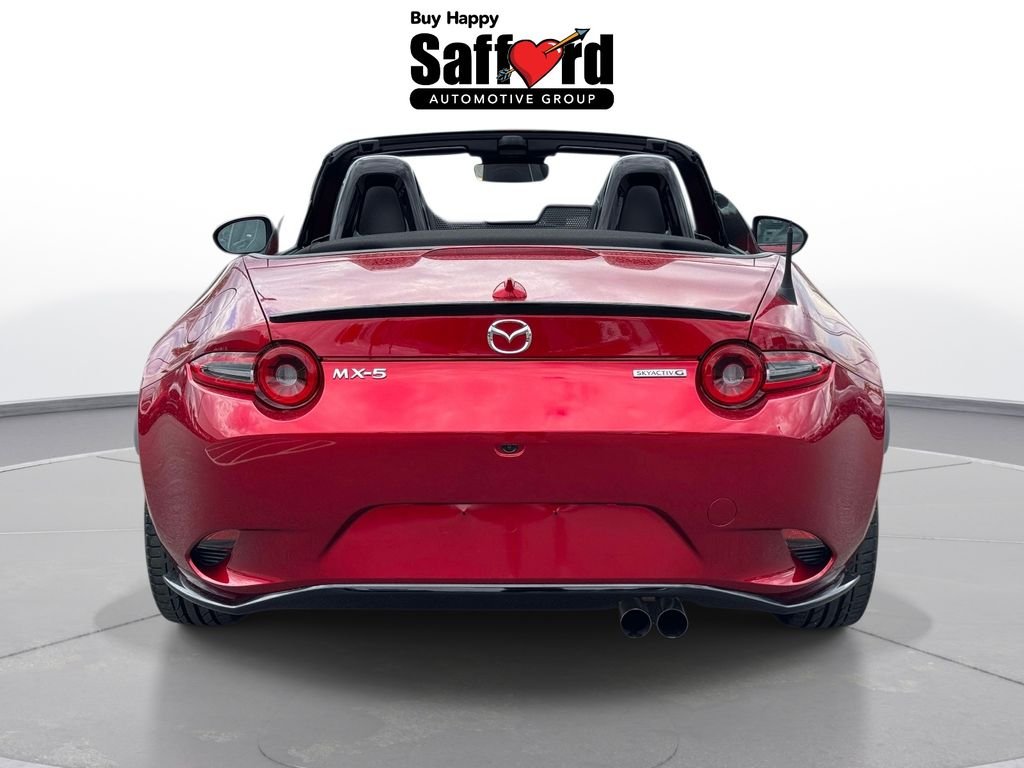 Used 2025 Red Mazda Club image 7