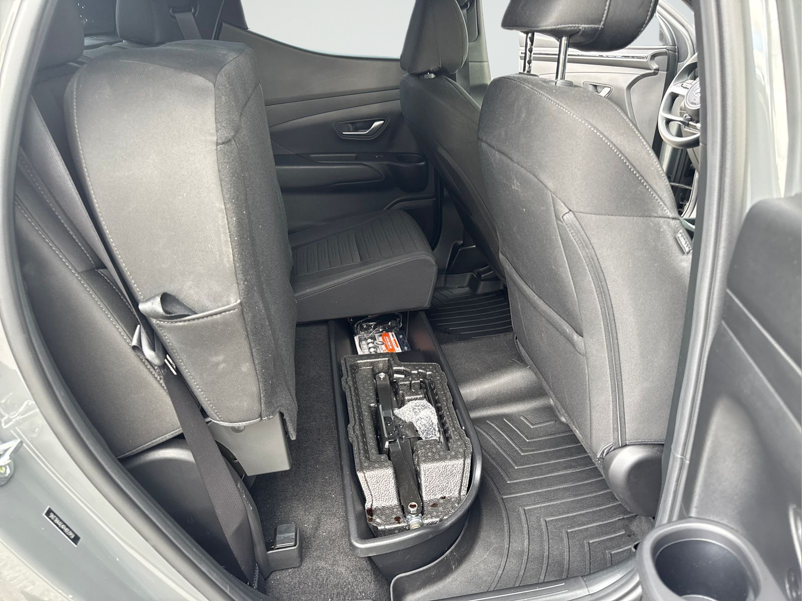 Used 2023 Gray Hyundai SEL image 42