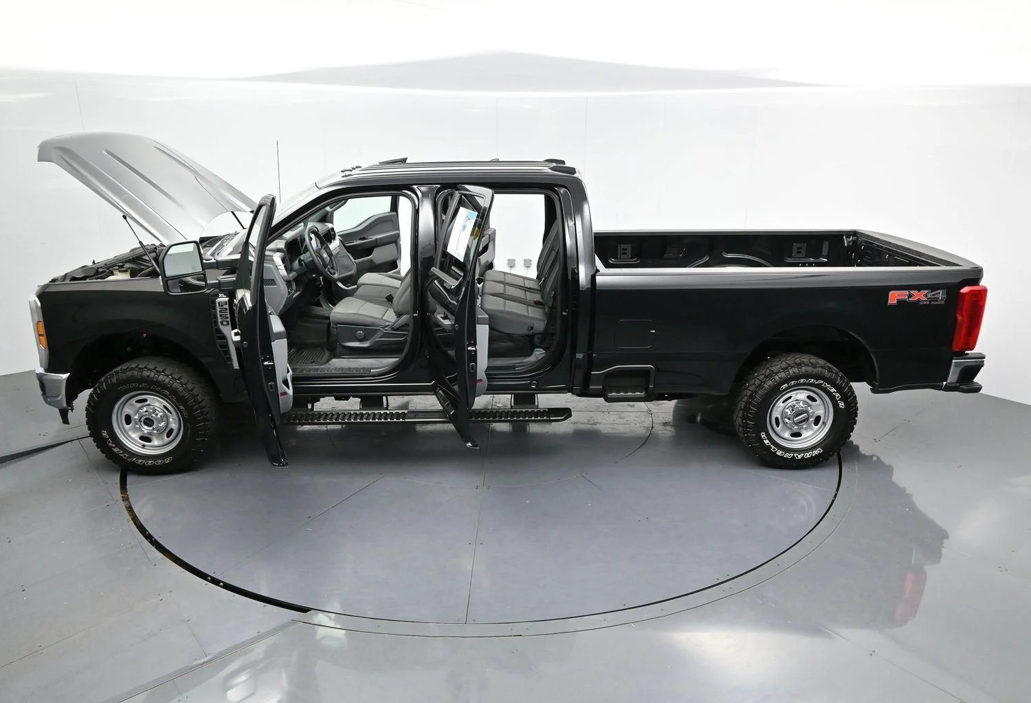 Used 2024 Black Ford XL image 36