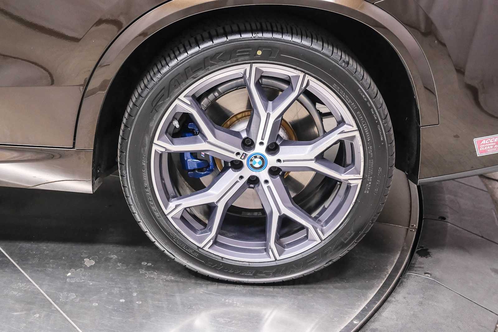 Used 2022 Sparkling Brown Metallic BMW xDrive45e image 9