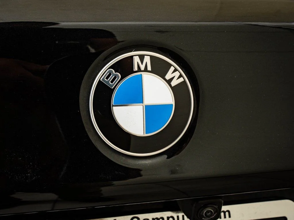 Used 2023 Black Sapphire Metallic BMW 540i xDrive image 17