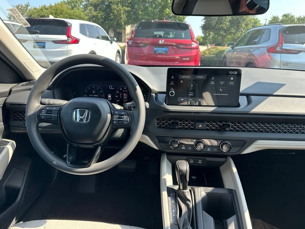 New 2026 Platinum White Pearl Honda LX image 18
