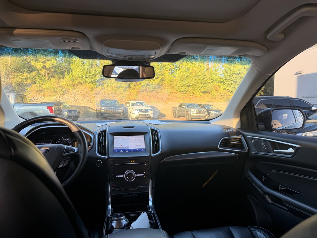 Used 2019 Agate Black Metallic Ford Titanium image 8