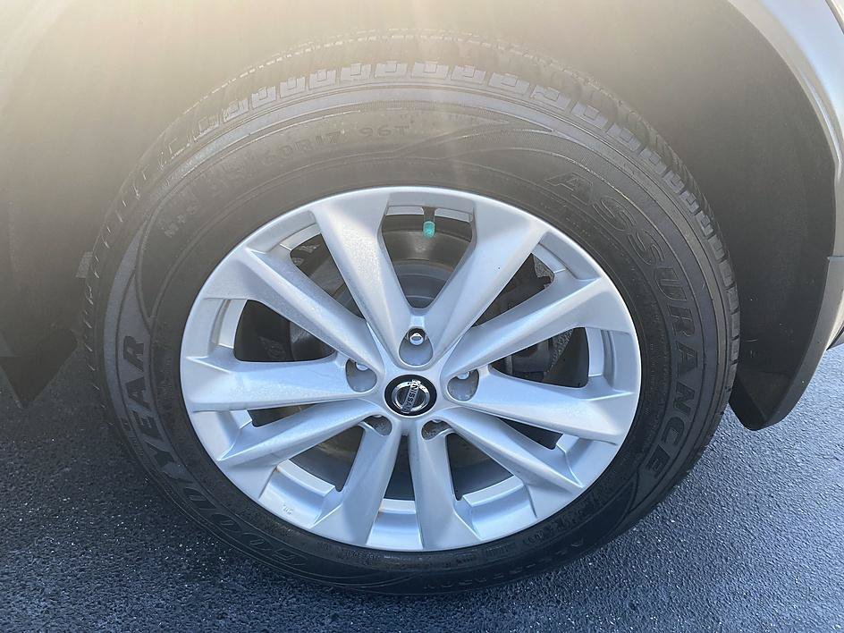 Used 2019 Gun Metallic Nissan SV image 26