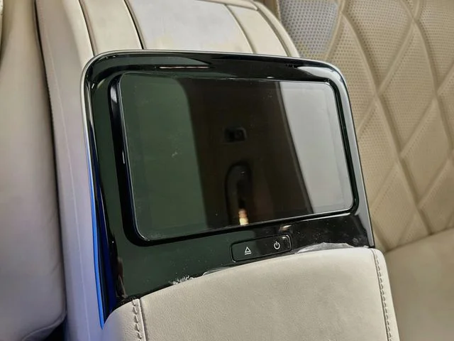 Used 2024 White Mercedes-Benz Maybach S 580 image 15