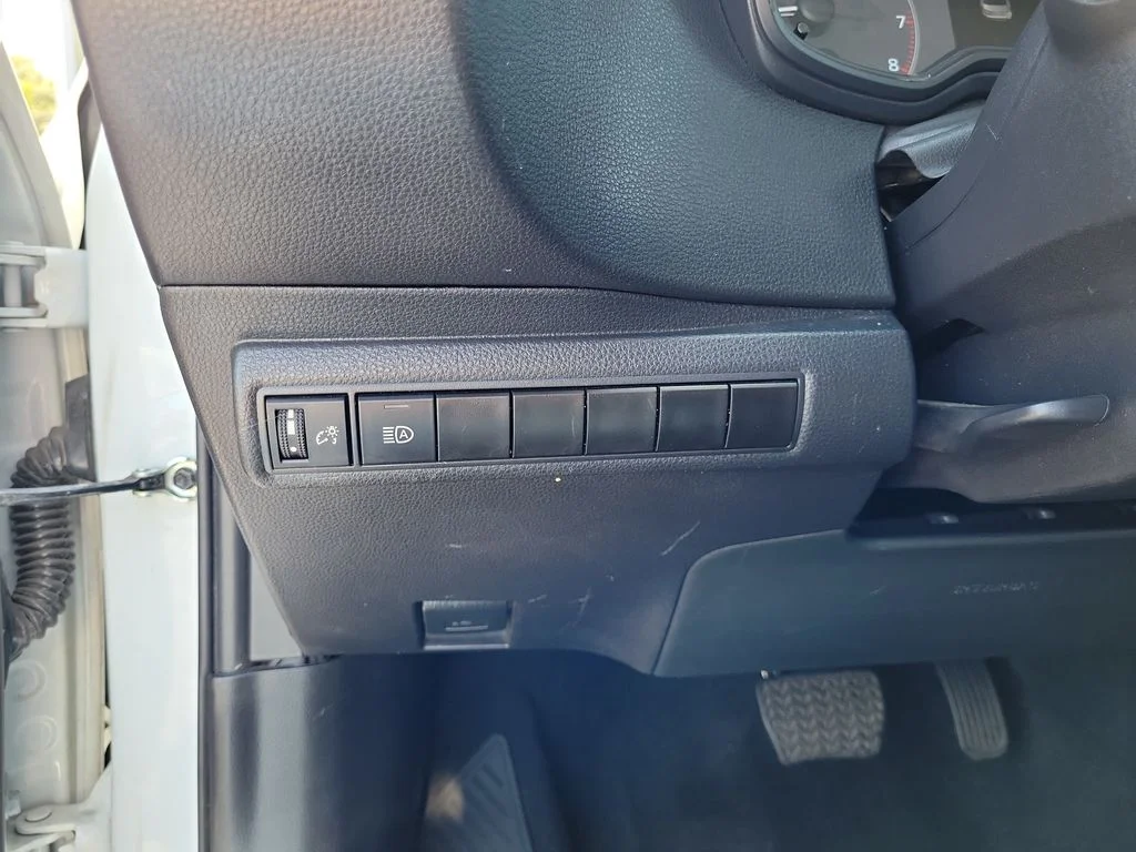Used 2025 White Toyota LE image 26