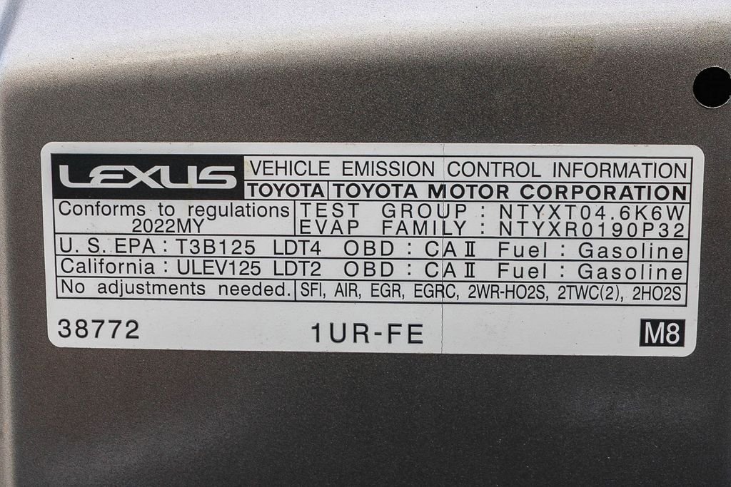 Used 2022 Silver Lexus 460 image 28