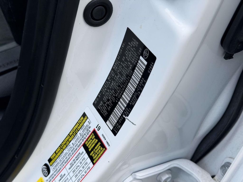 Used 2025 White Toyota LE image 26