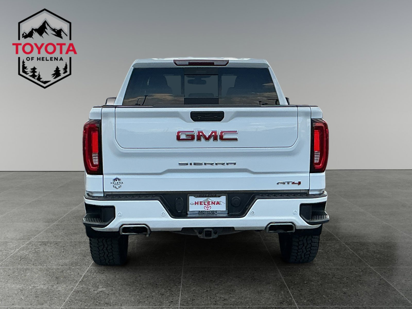 Used 2020 Summit White GMC AT4 image 4