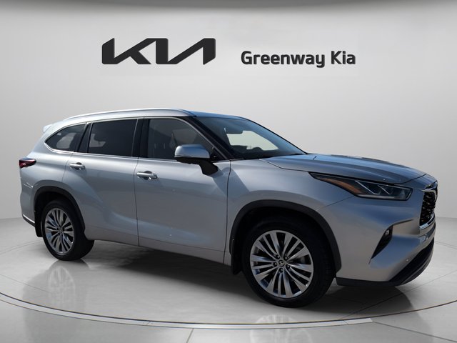 2024 Toyota Highlander Platinum