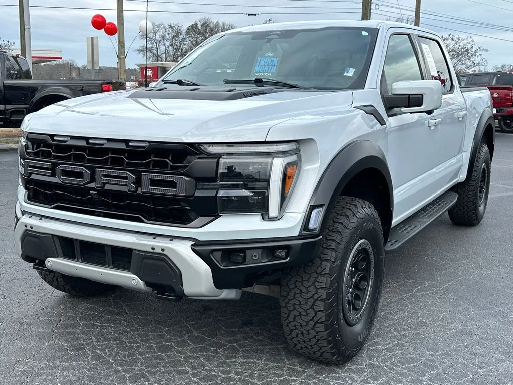 Used 2025 White Ford Raptor image 3