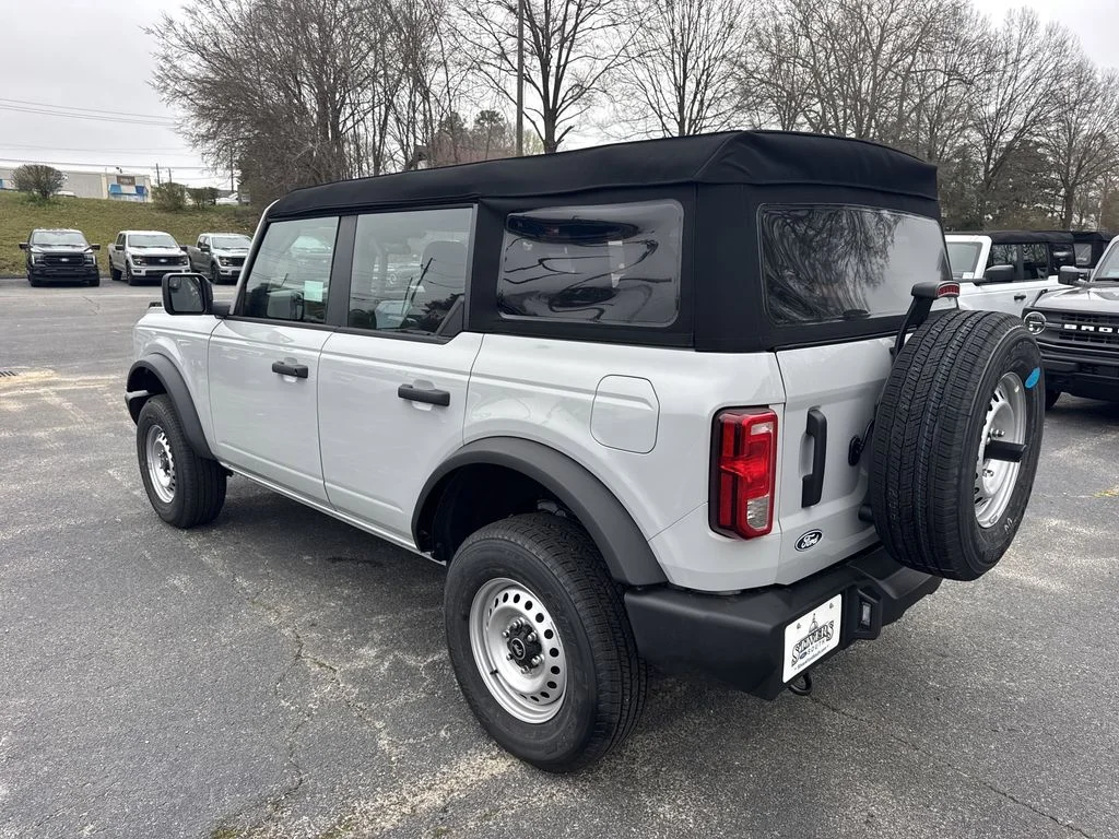 New 2026 White Ford Base image 5