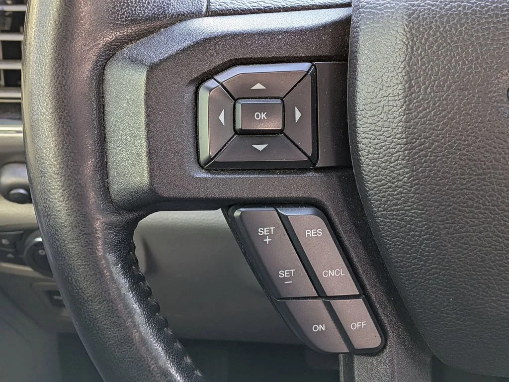 Used 2018 Gray Ford XLT image 14