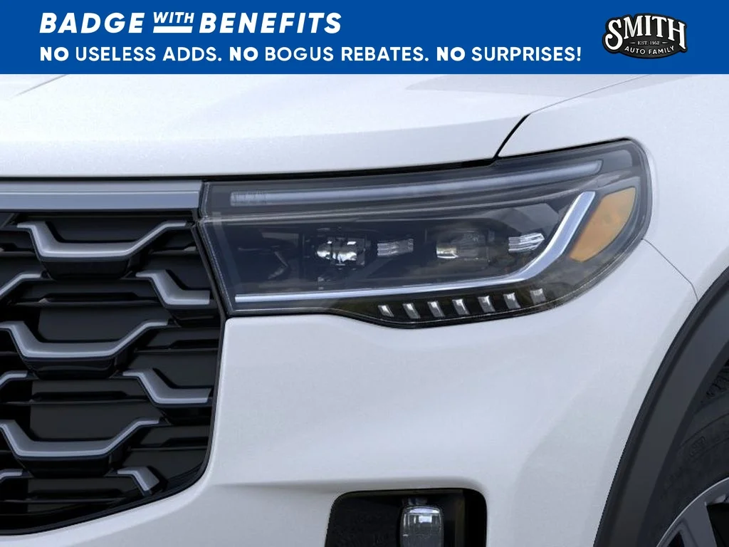 New 2026 Star White Metallic Tri-Coat Ford Platinum™ image 19
