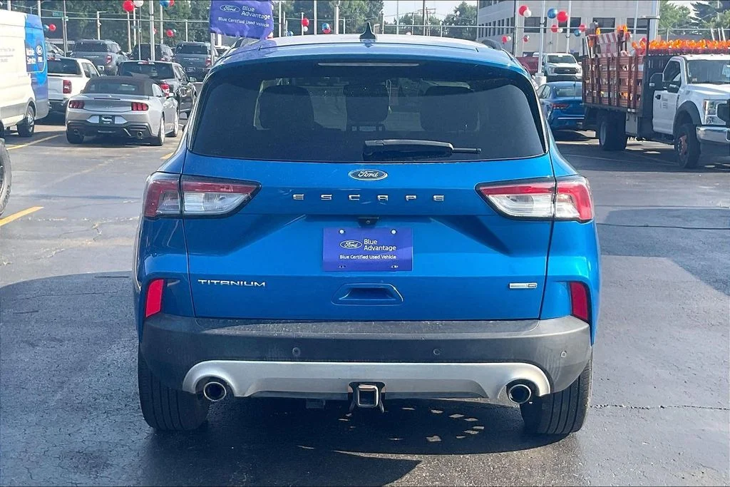 Used 2020 Blue Ford Titanium image 3