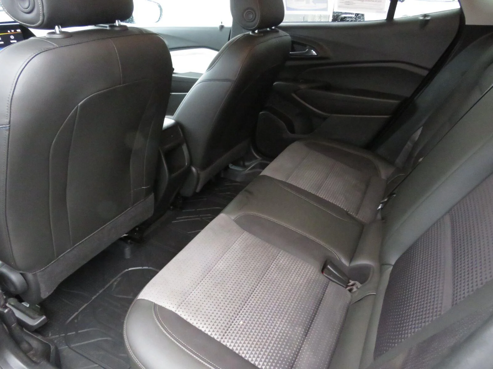 Used 2024 Mosaic Black Metallic Chevrolet LT image 24