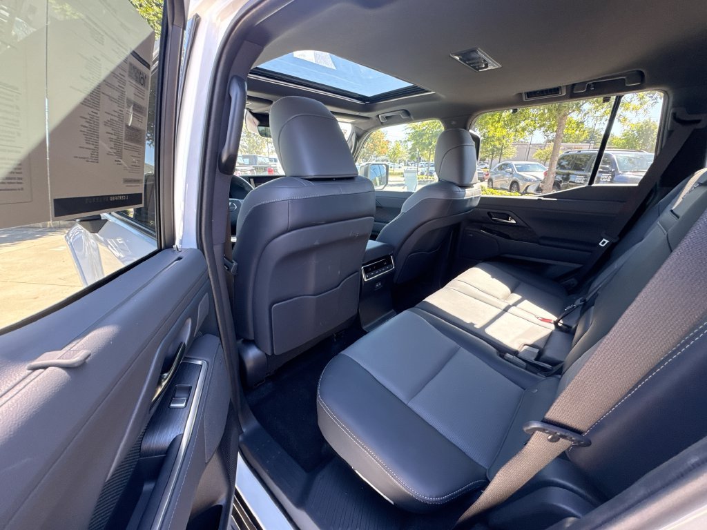 Certified Used 2024 Eminent White Pearl Lexus 550 Luxury image 32