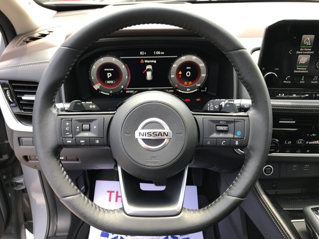 Certified Used 2021 Boulder Gray Pearl Nissan Platinum image 15