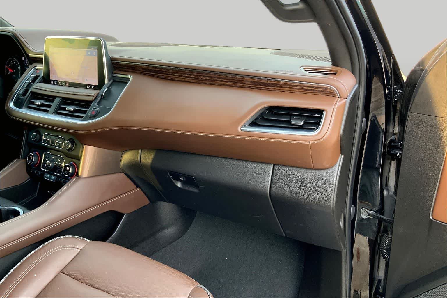 Used 2021 Black Chevrolet High Country image 18