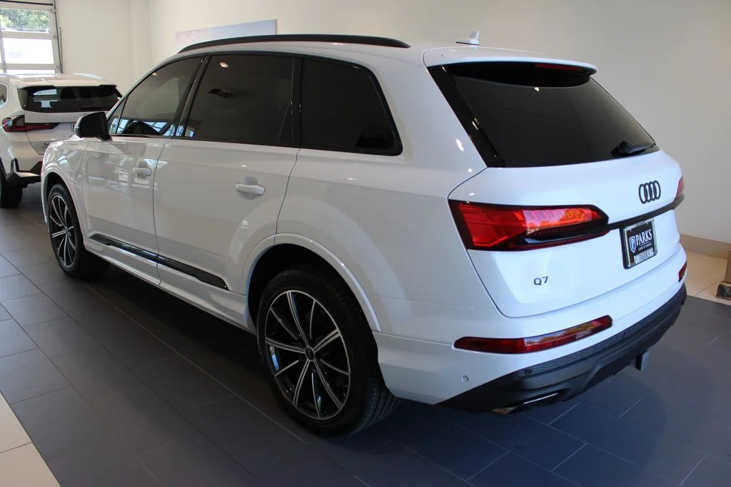 Used 2025 White Audi 45 Premium Plus image 33