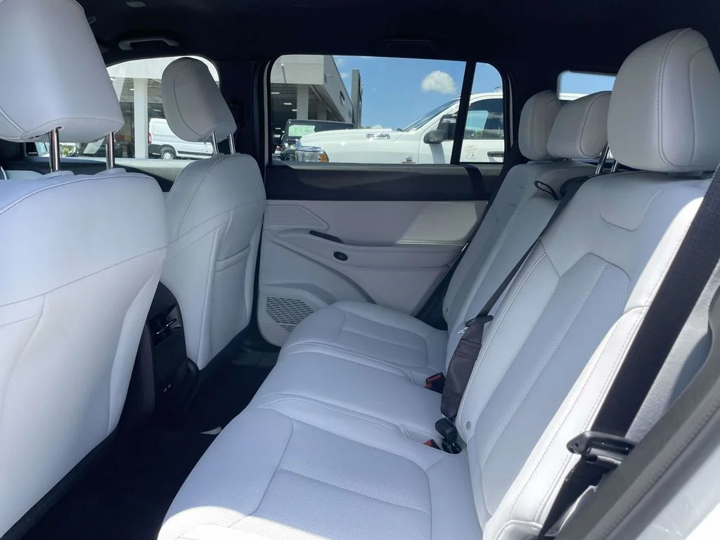 New 2026 Bright White Clearcoat Jeep Limited image 21