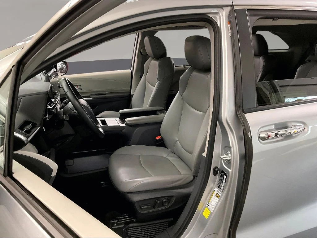 Used 2023 Silver Toyota XLE image 29