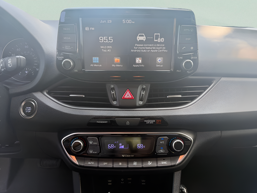 Used 2018 Silver Hyundai Base image 17