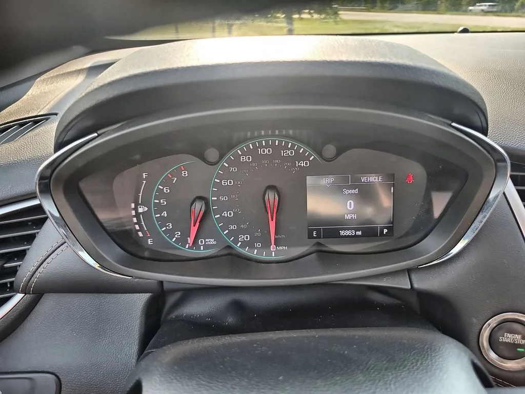 Certified Used 2020 SUMMIT WHITE Chevrolet LT image 16