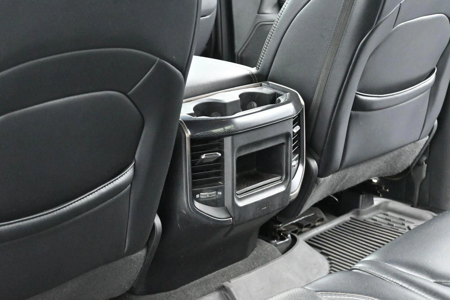 Used 2020 Granite Crystal Metallic Clearcoat Ram Rebel image 28