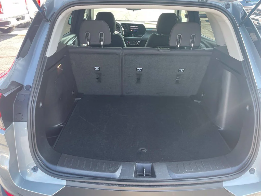 Used 2025 Sterling Gray Metallic Chevrolet LT image 11