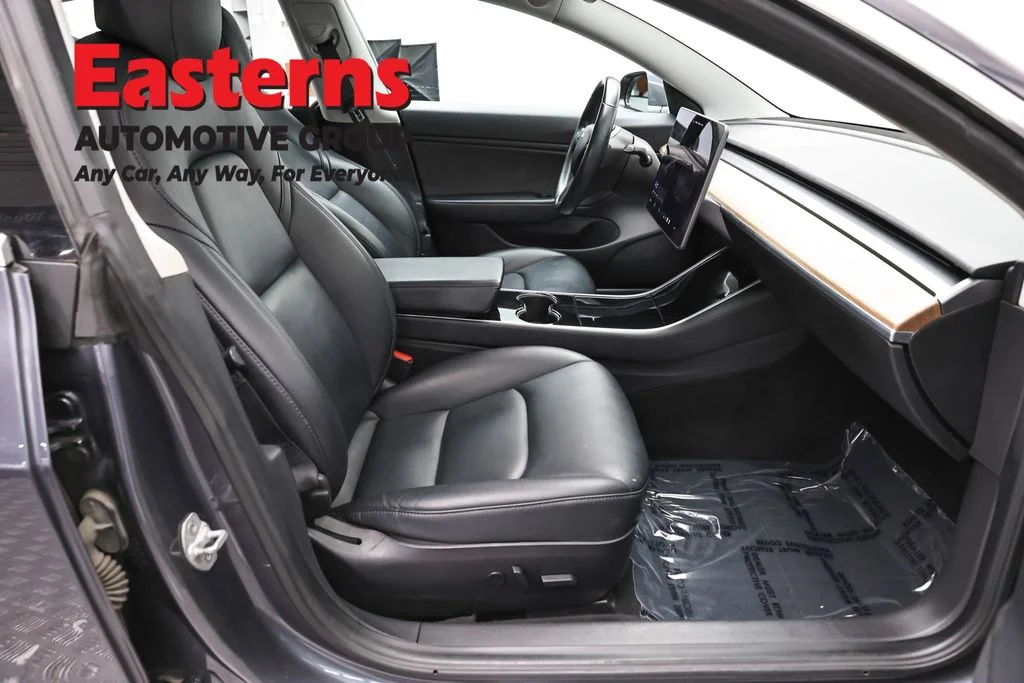 Used 2018 Gray Tesla Long Range image 18