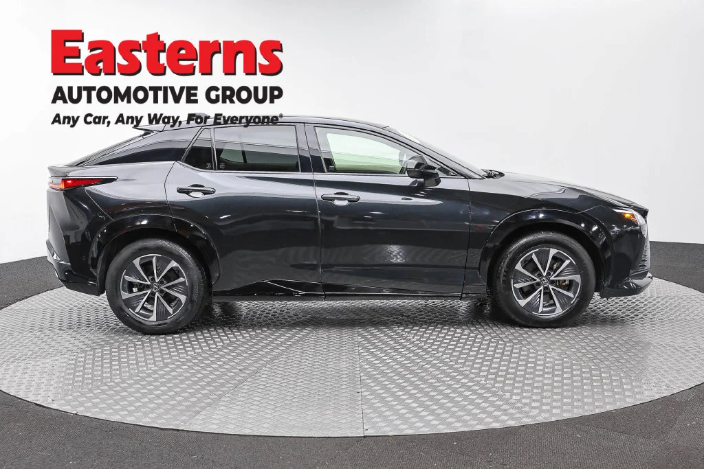 Used 2023 Black Lexus 450e Premium image 4