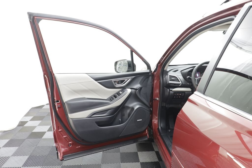 Used 2024 Crimson Red Pearl Subaru Limited image 5