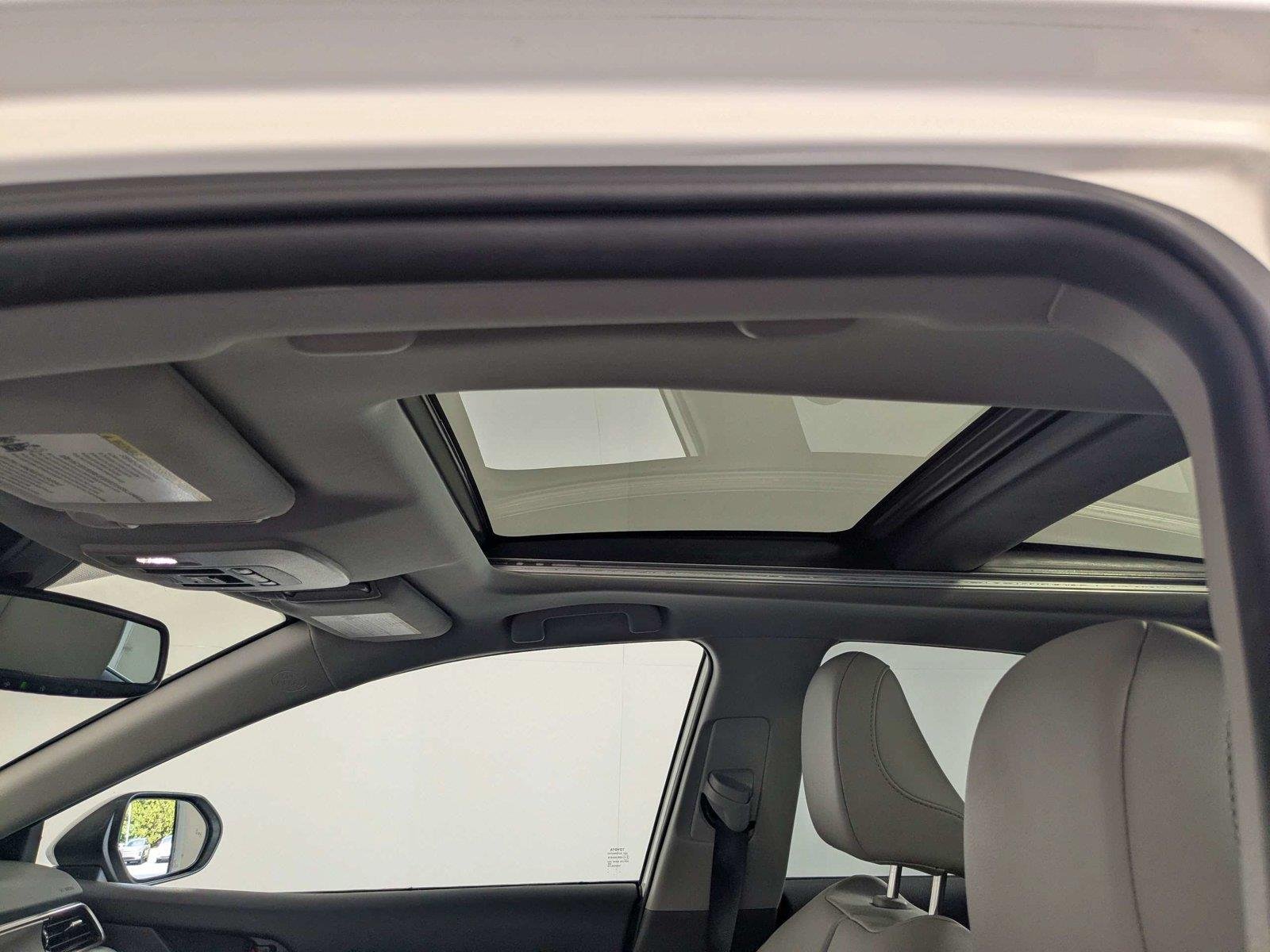 Certified Used 2020 Wind Chill Pearl Toyota XSE image 13
