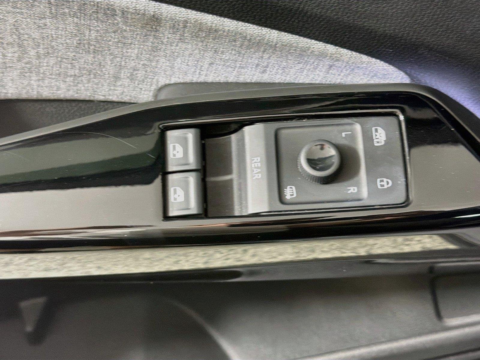 Certified Used 2025 Pure Gray Volkswagen Pro image 17