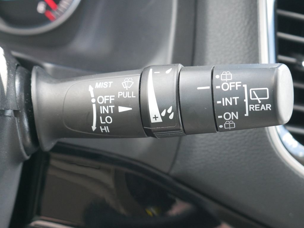 Used 2022 White Honda Touring image 34