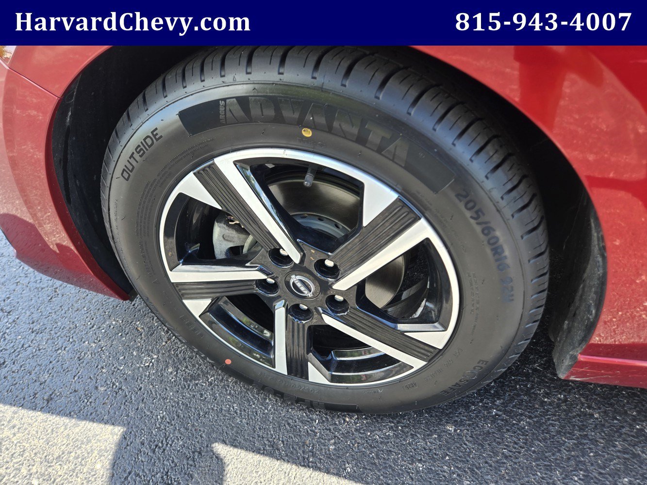 Used 2024 Red Nissan SV Xtronic CVT image 41