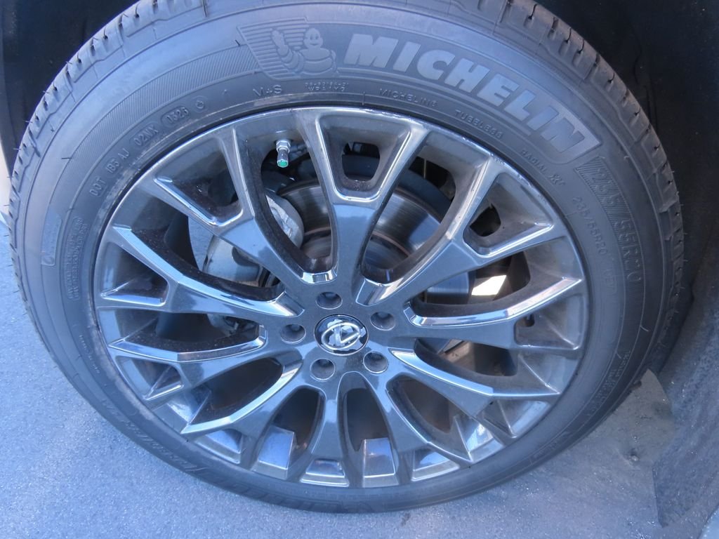 Used 2016 Silver Lexus 350 image 15