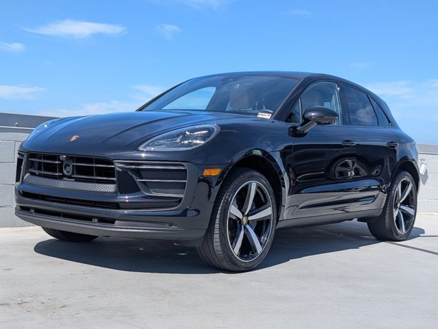 2025 Porsche Macan 