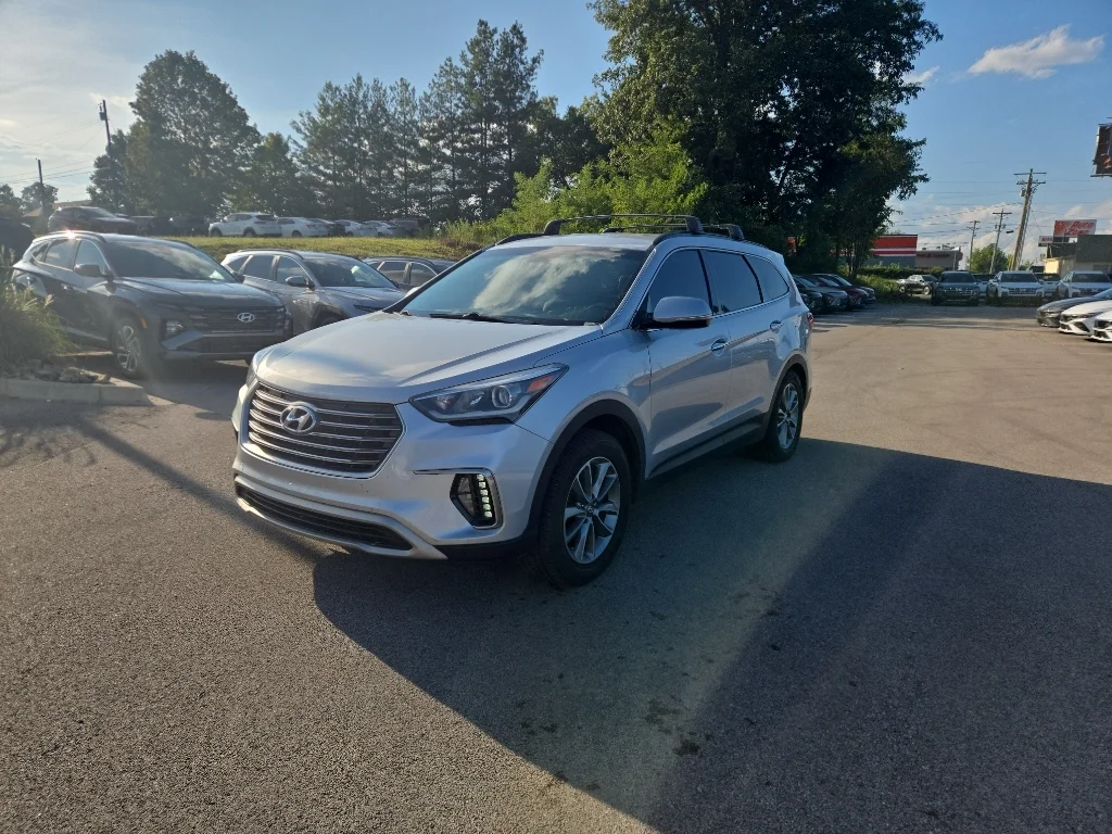 Used 2019 Circuit Silver Hyundai SE image 7