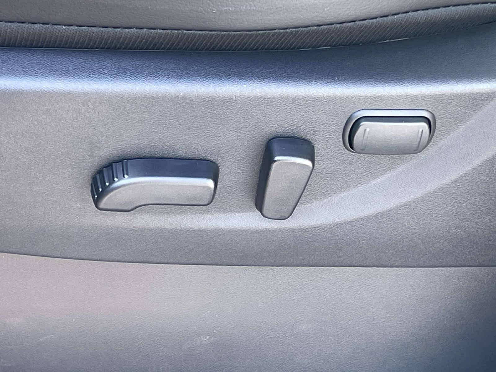 New 2027 Boulder Gray Pearl Nissan PRO-4X image 18